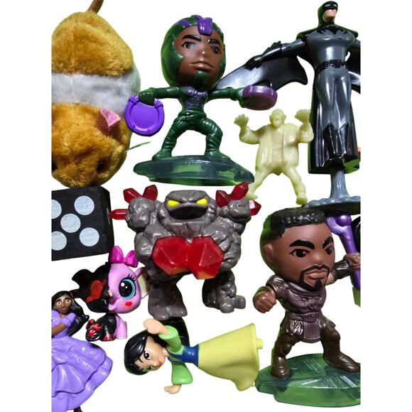 Junk Drawer Toy Lot 2 - Picture 3 of 4